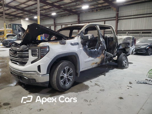 GMC Sierra 2025 - Image 1 of 11