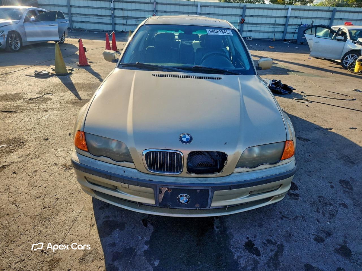 BMW Series 3 2000