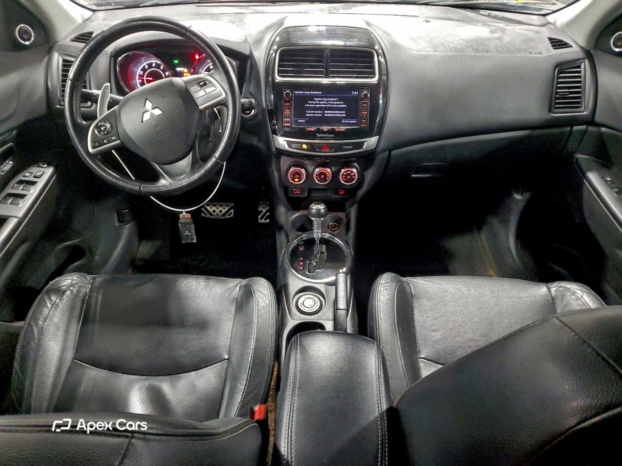 Mitsubishi Outlander 2015