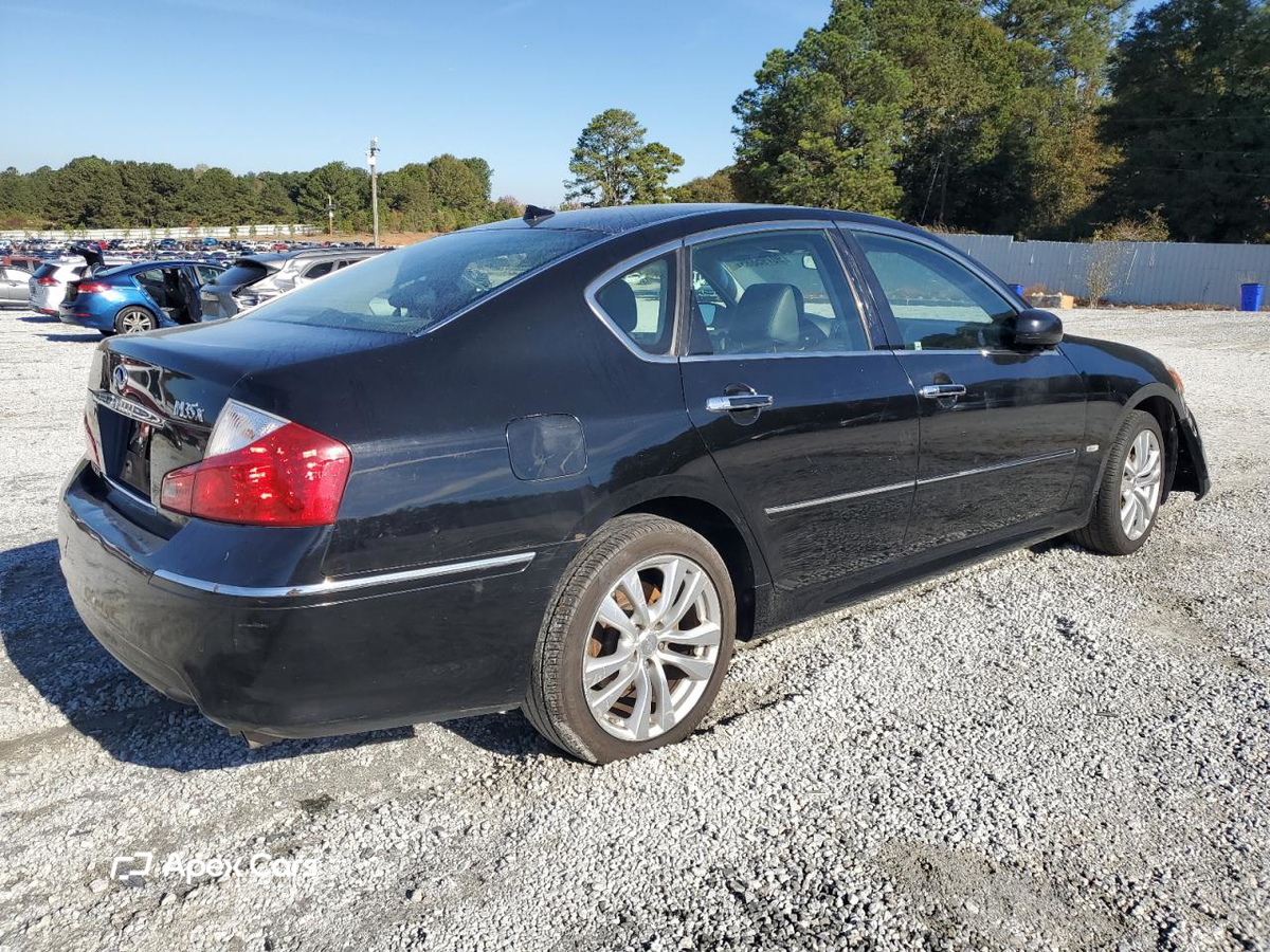 Infiniti M 2010