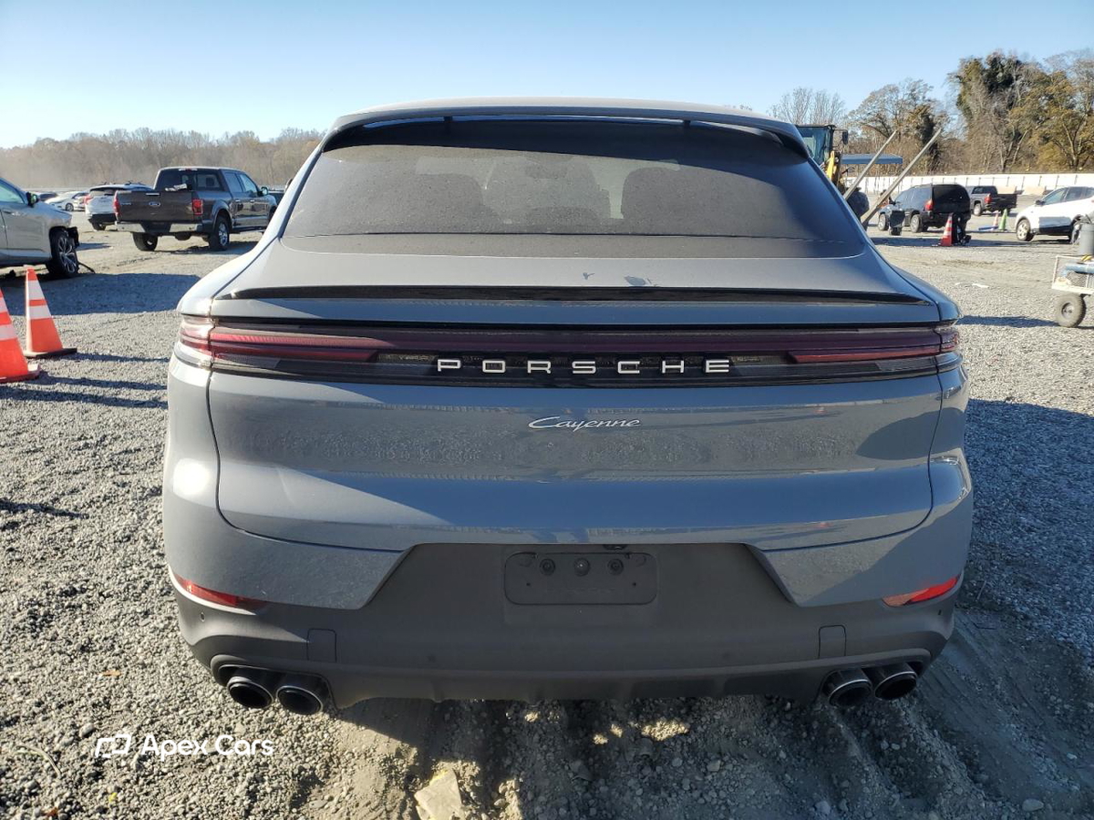 Porsche Cayenne 2025
