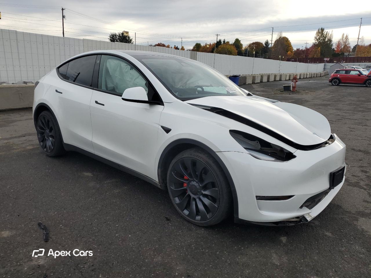 Tesla Model Y 2023