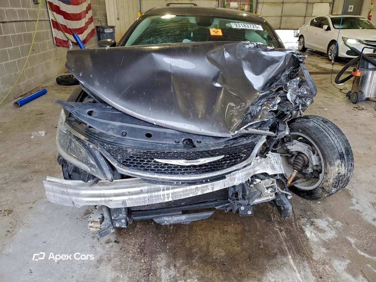 Chrysler 200 2015