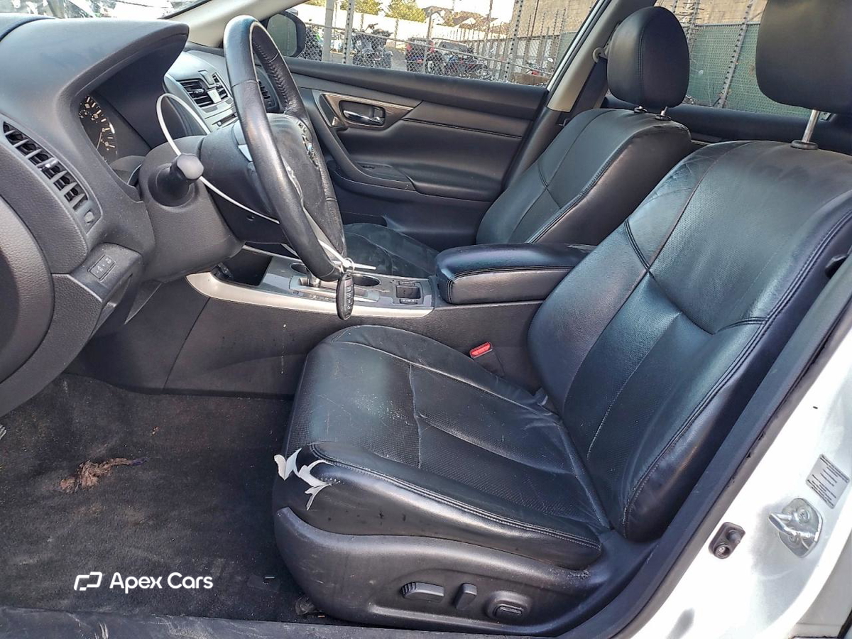 Nissan Altima 2015