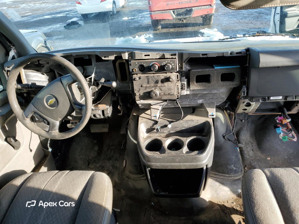 Chevrolet Express 2013