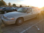 Lincoln Town Car 2010
