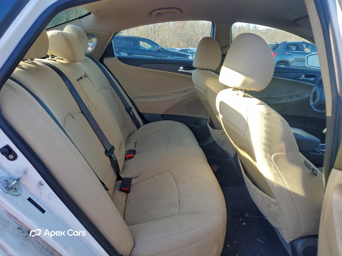 Hyundai Sonata 2011