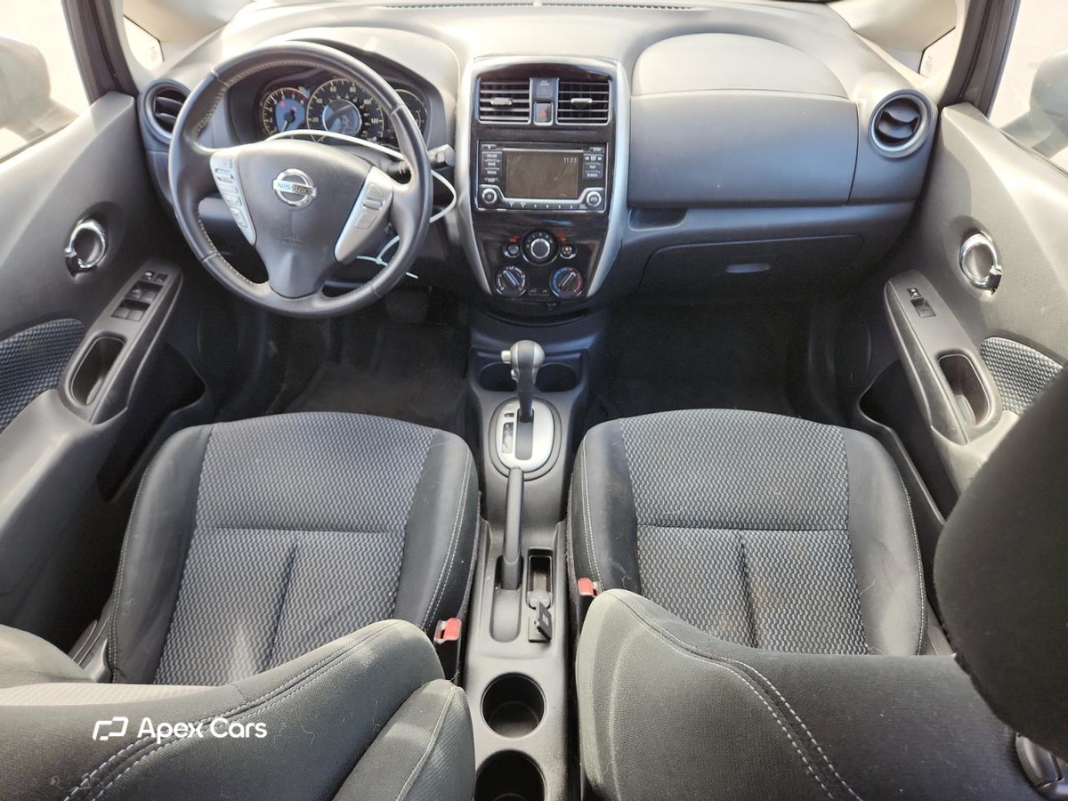 Nissan Versa 2016