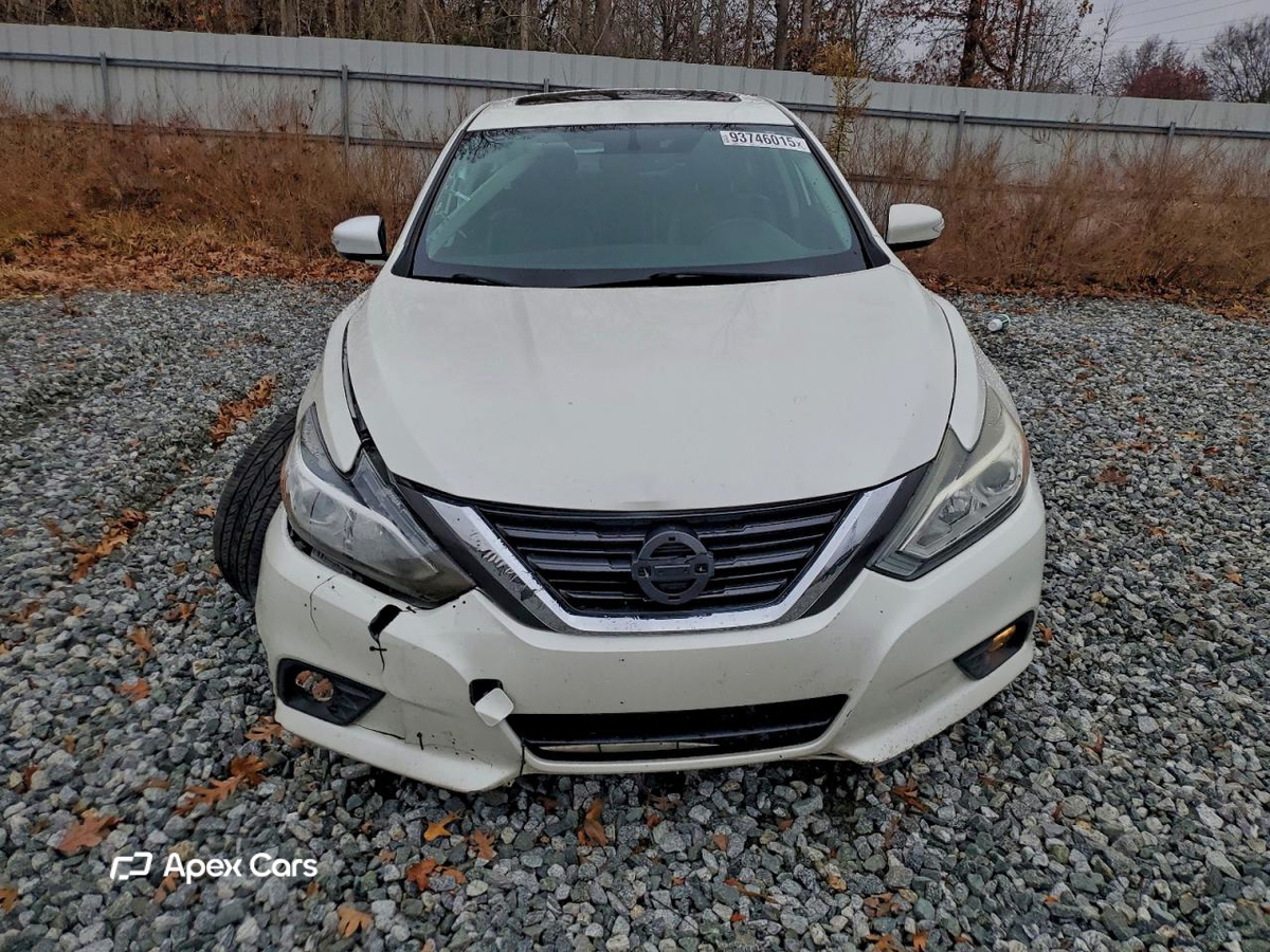 Nissan Altima 2016