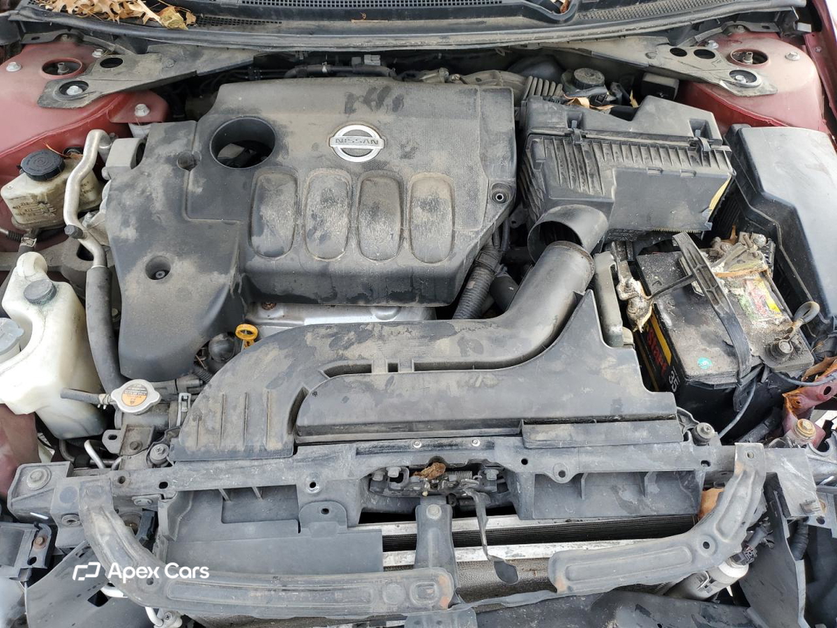 Nissan Altima 2012