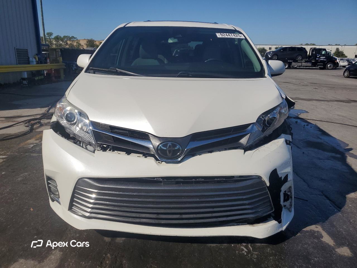 Toyota Sienna 2020