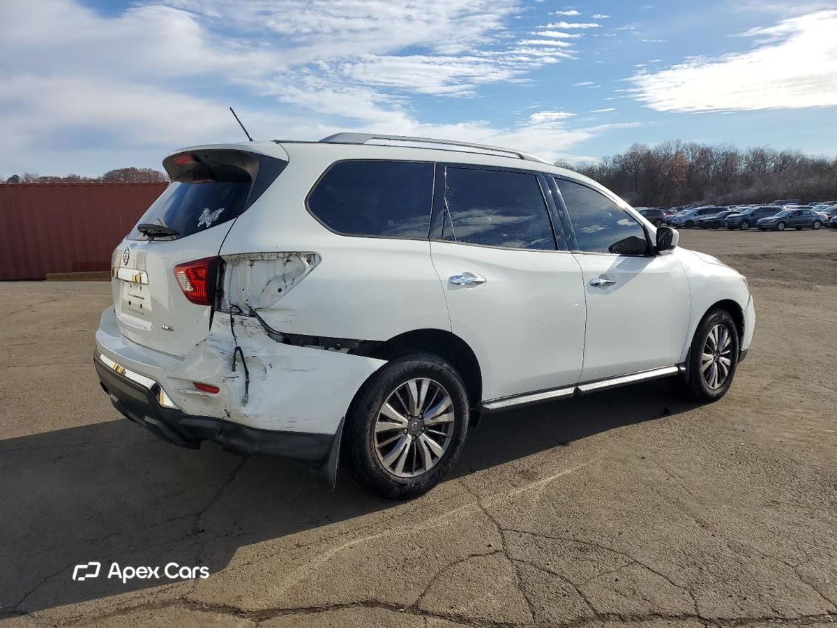 Nissan Pathfinder 2018