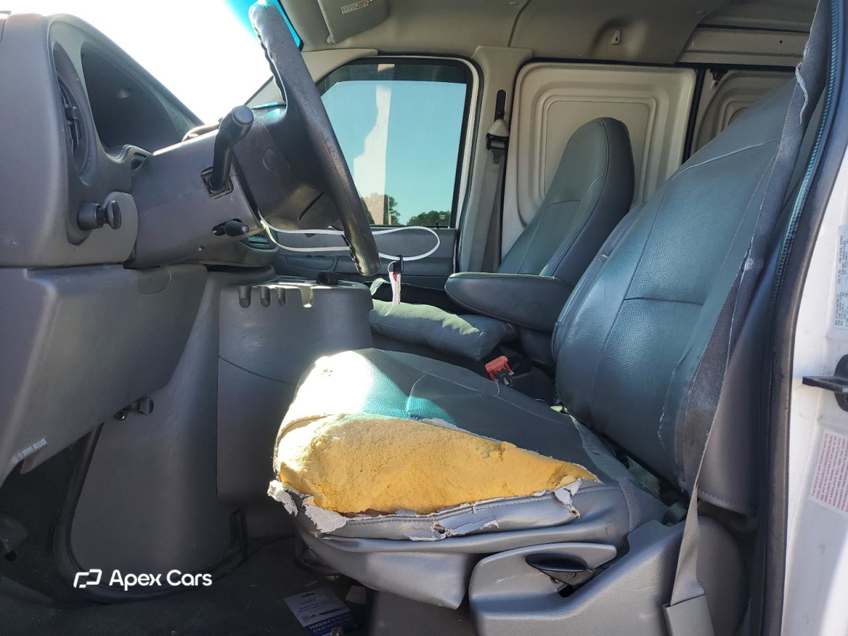 Ford Econoline 2004