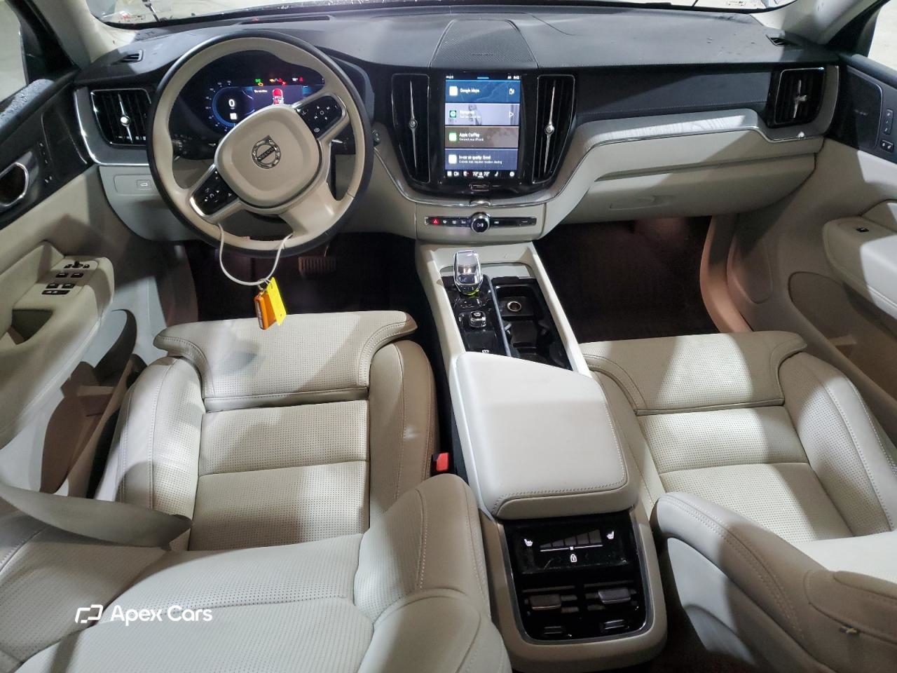 Volvo XC60 2025