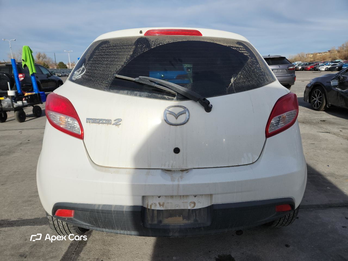 Mazda 2 2014