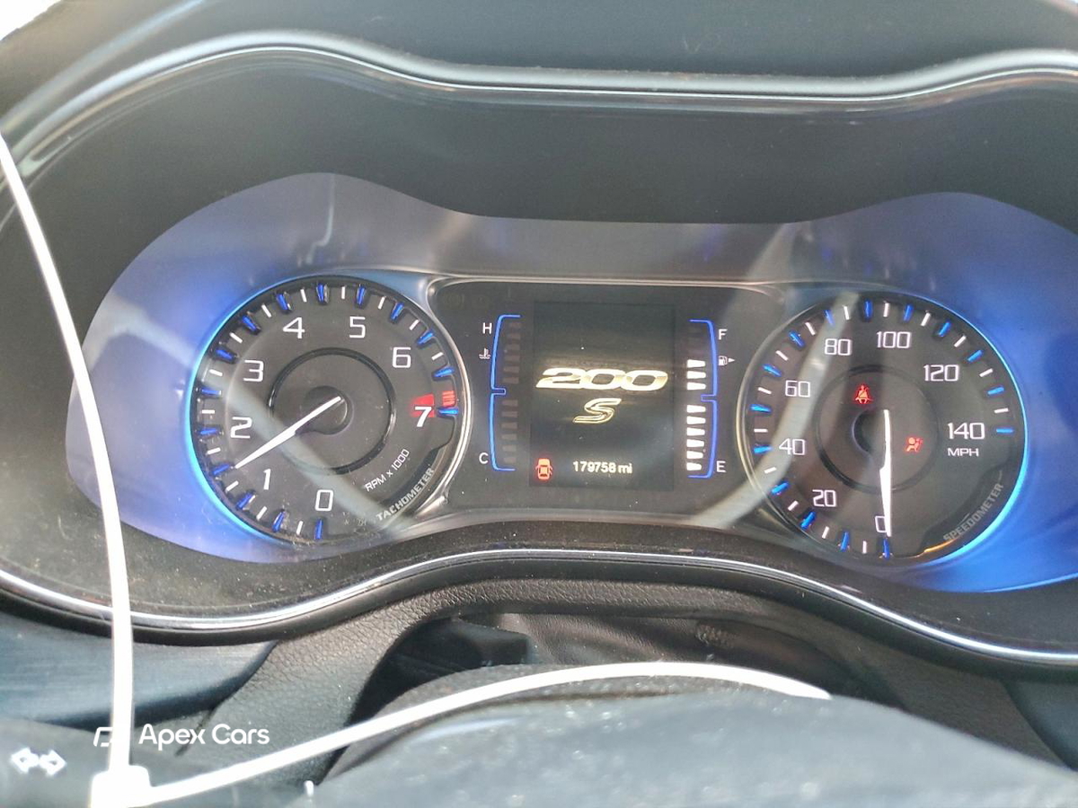 Chrysler 200 2015