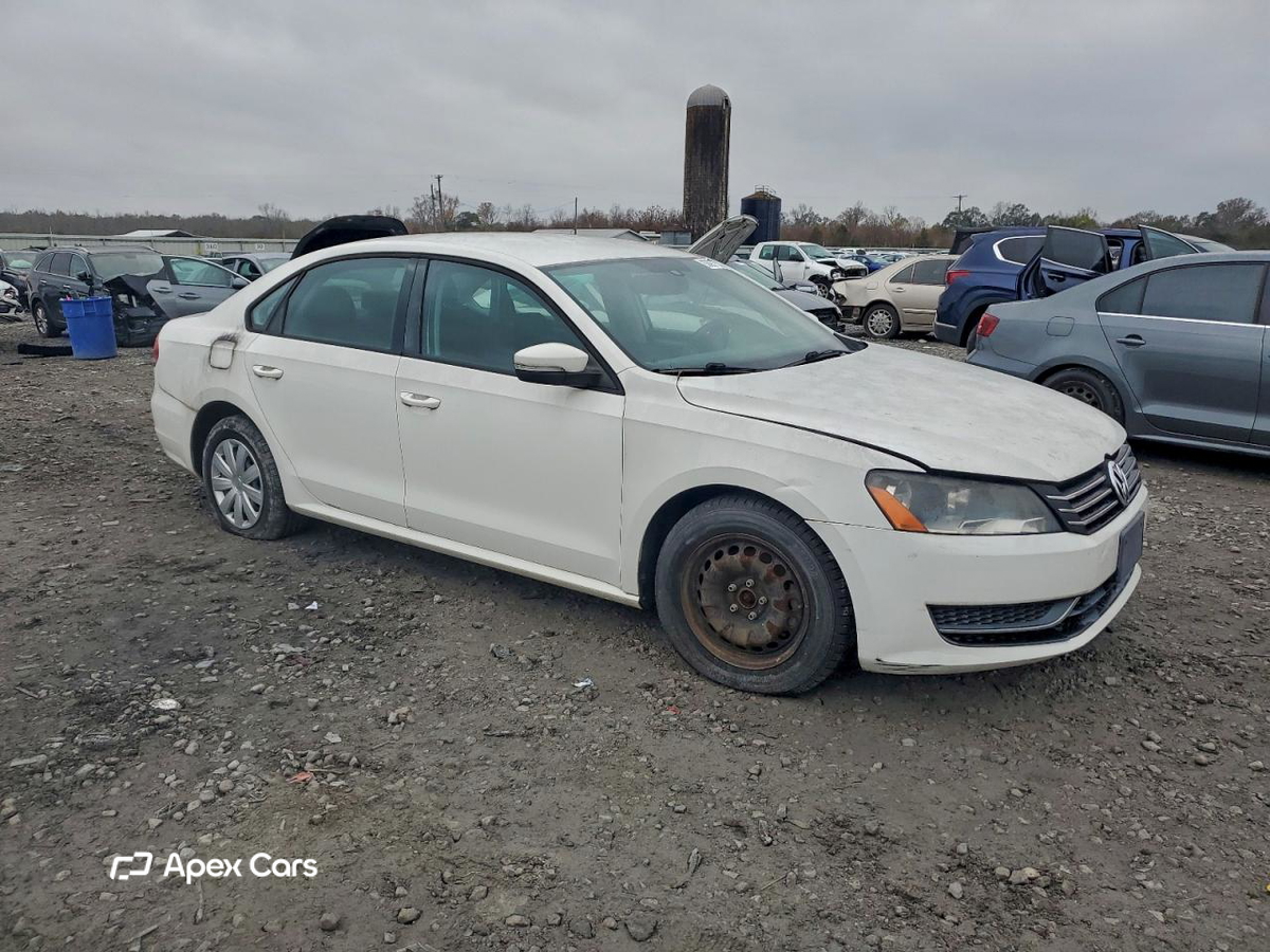 Volkswagen Passat 2013