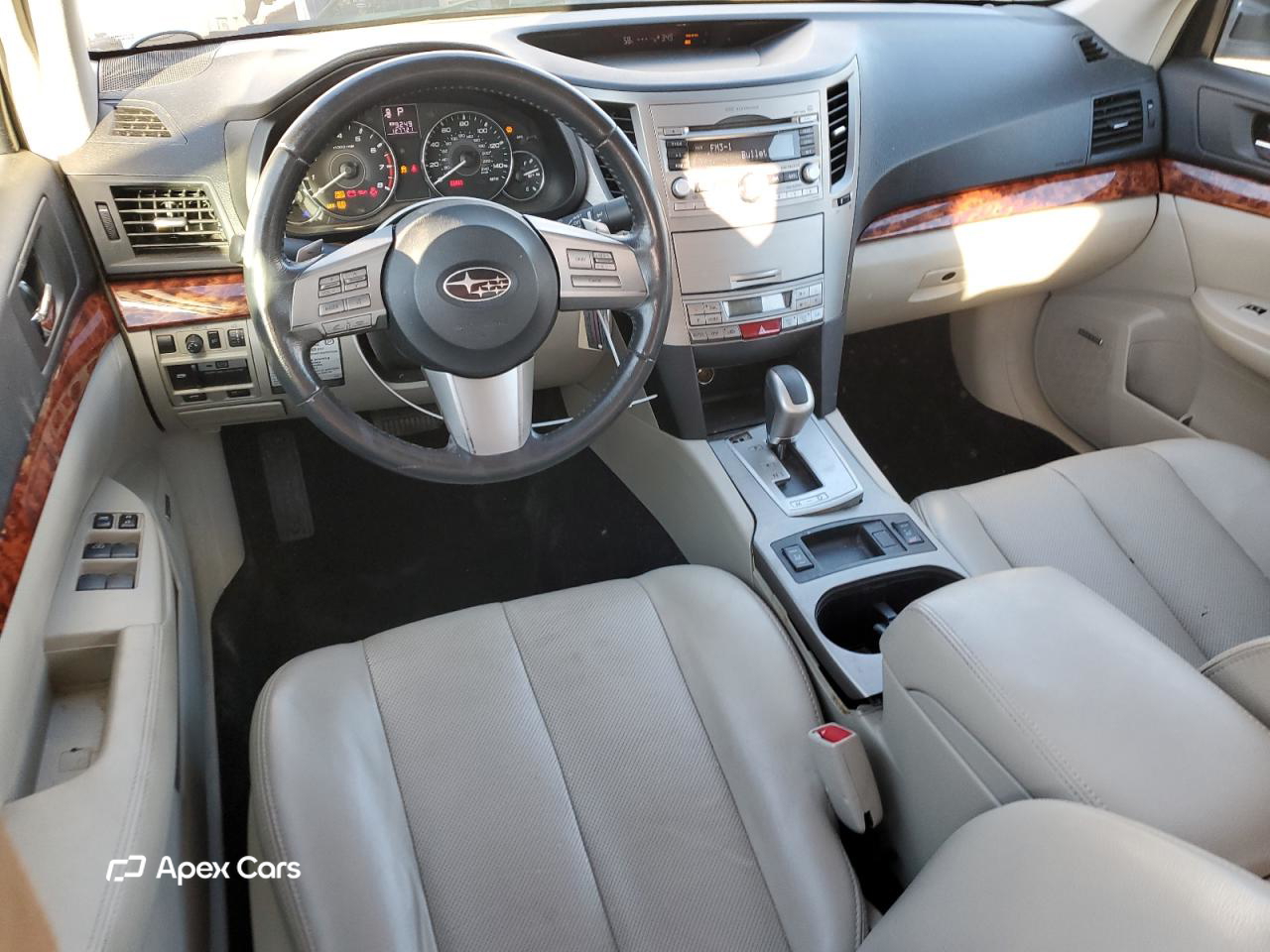 Subaru Legacy 2011