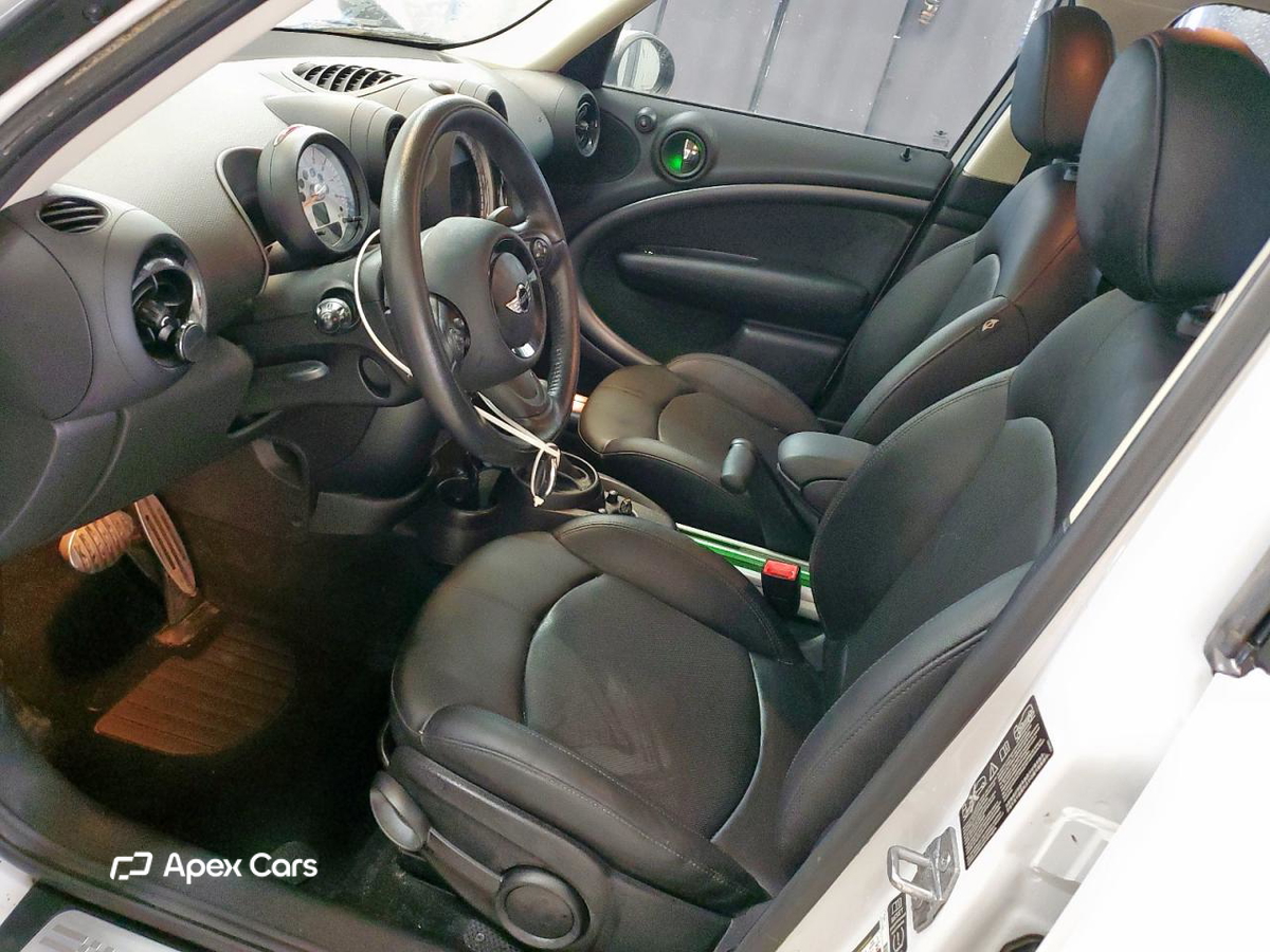 MINI Cooper 2013