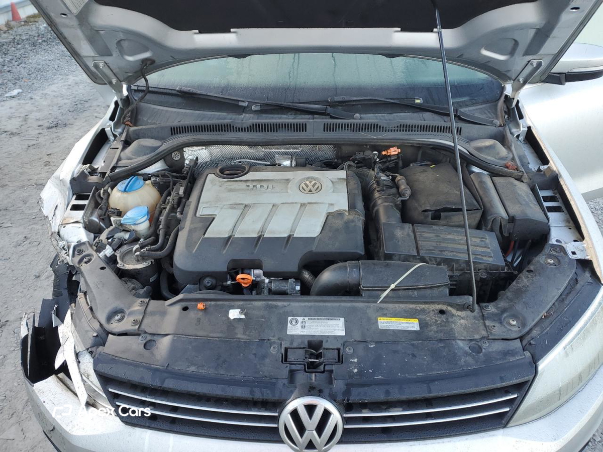 Volkswagen Jetta 2013