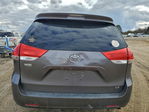 Toyota Sienna 2011
