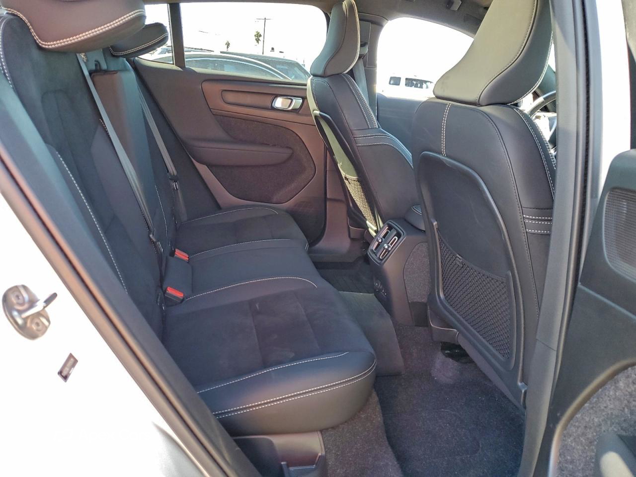 Volvo C40 2023