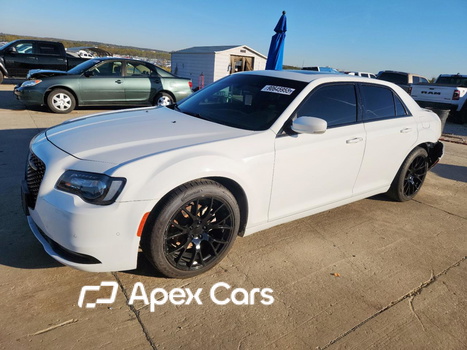 Chrysler 300 2021 - Image 1 of 13