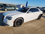 Chrysler 300 2021