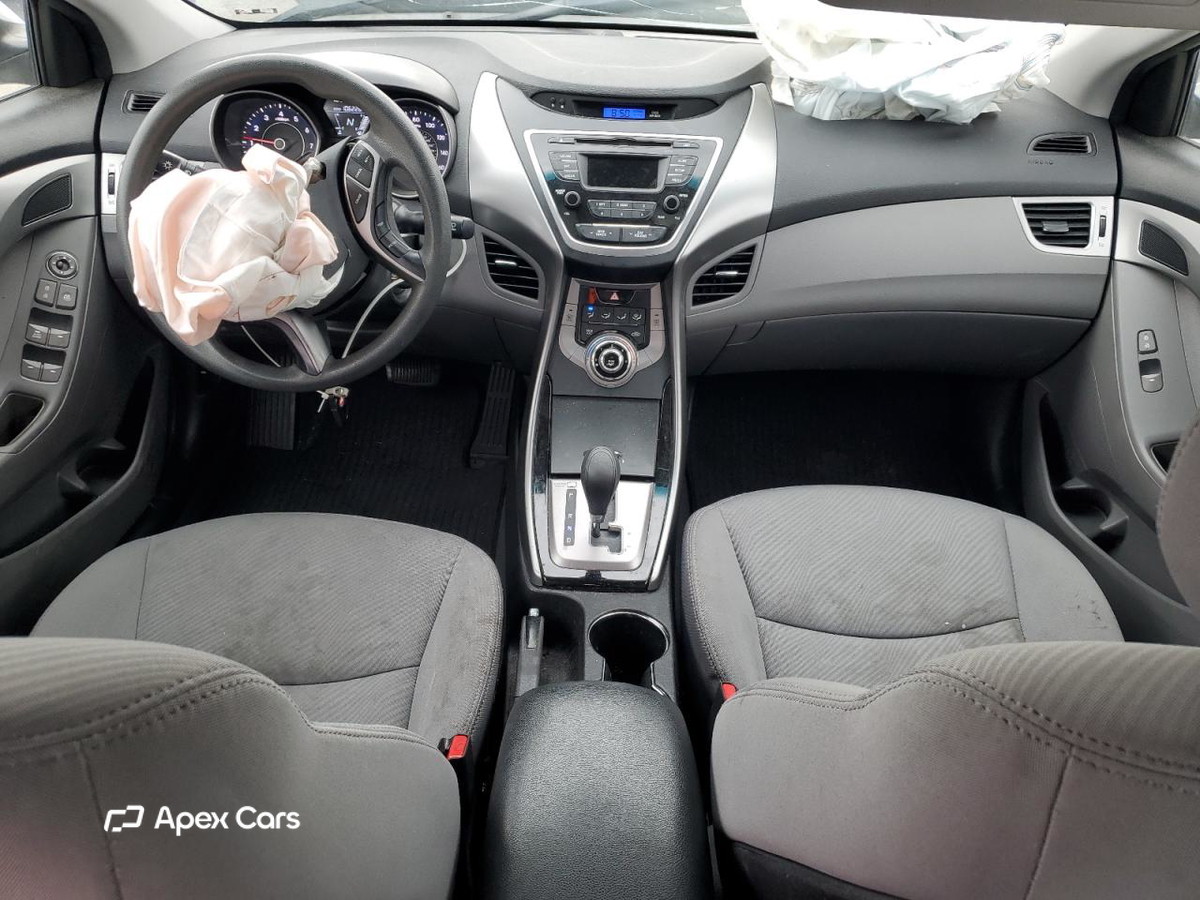 Hyundai Elantra 2013