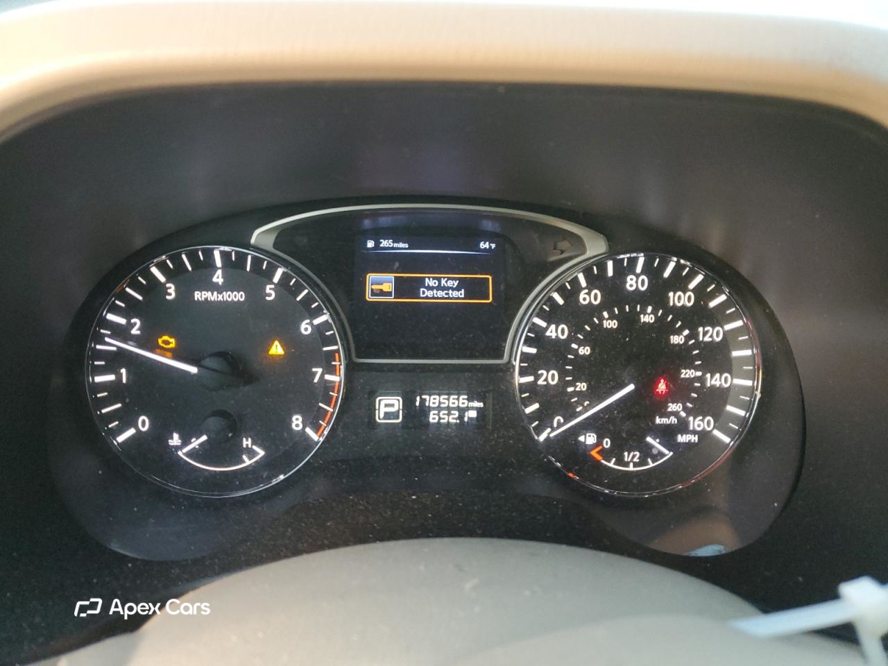 Nissan Pathfinder 2014