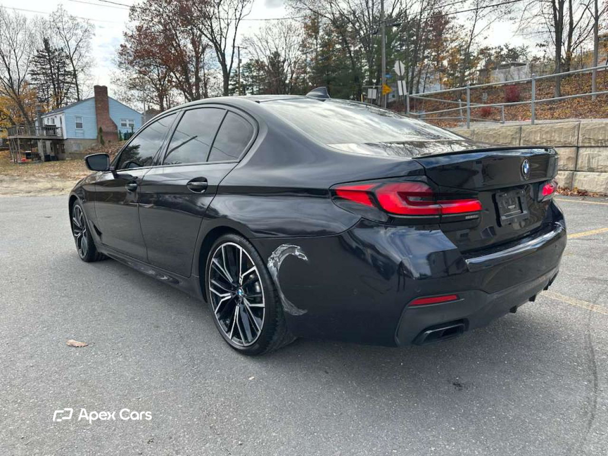 BMW M5 2022
