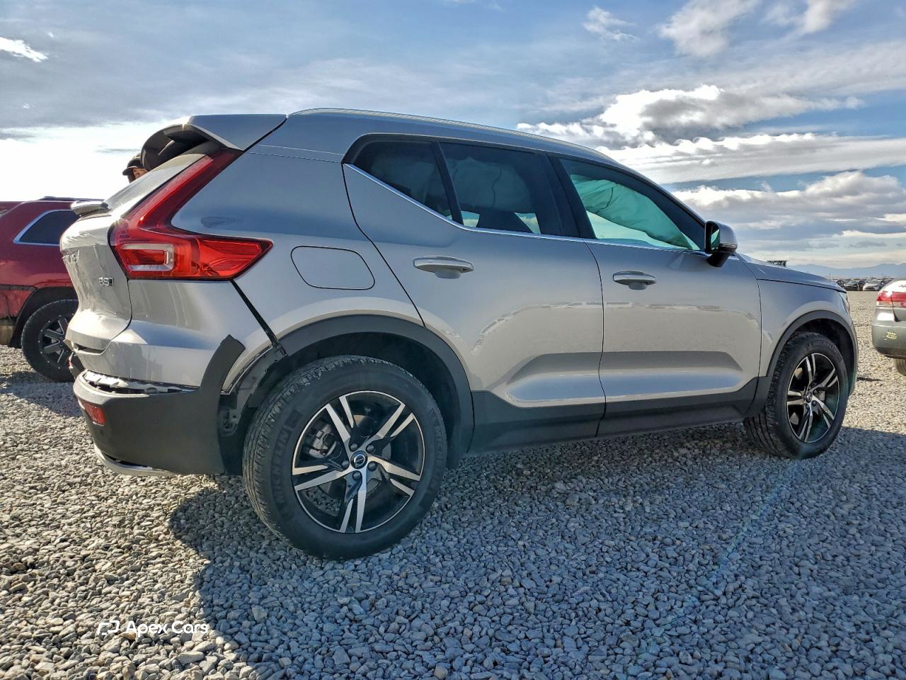 Volvo XC40 2025