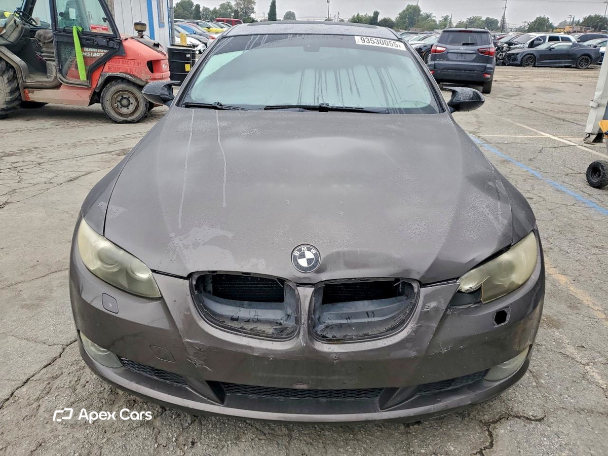 BMW Series 3 2009