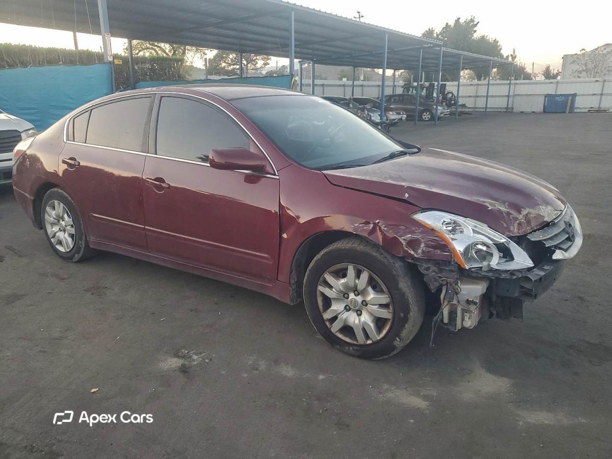 Nissan Altima 2011