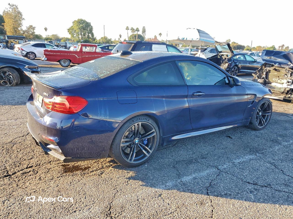 BMW M4 2016