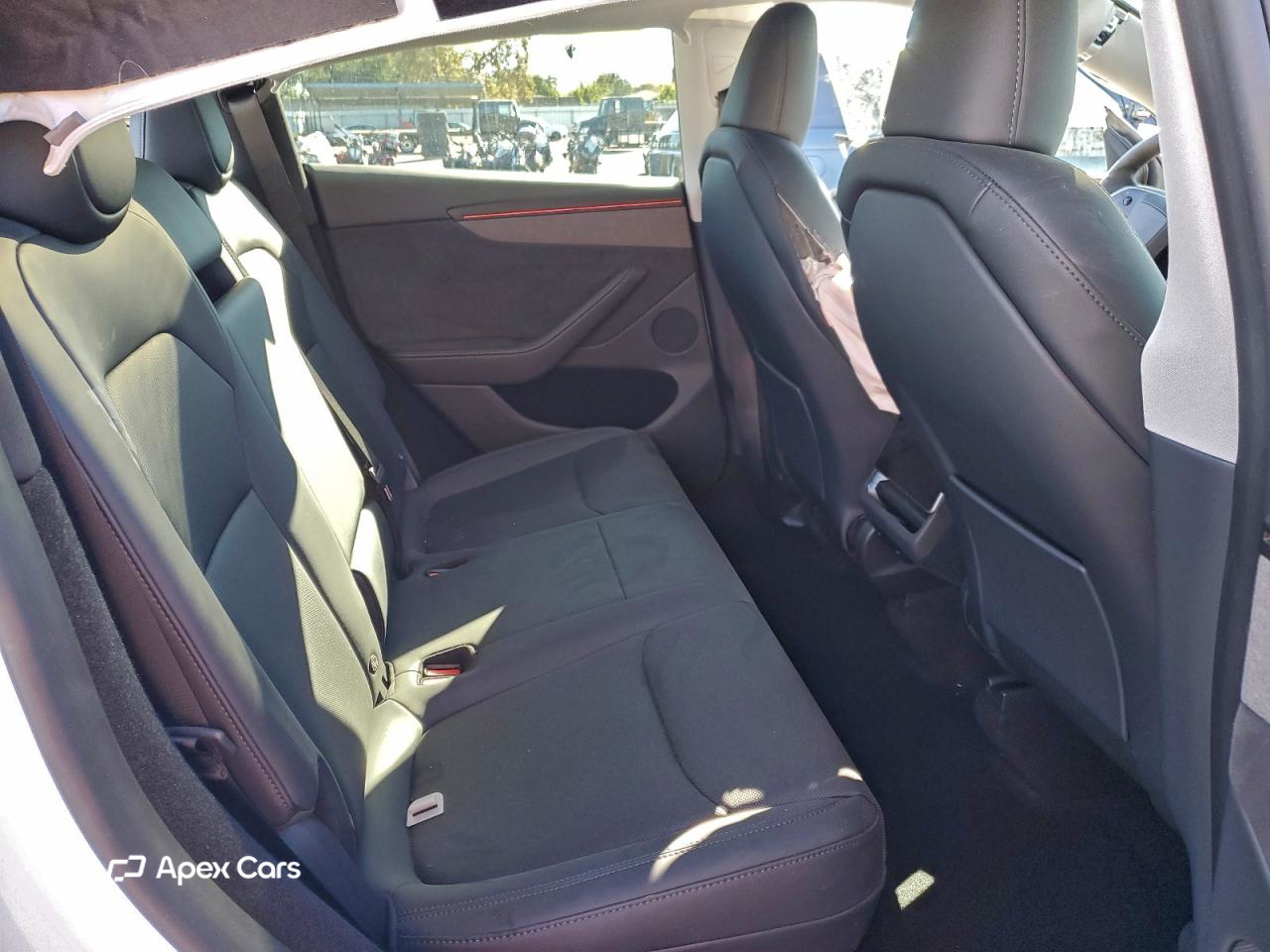 Tesla Model Y 2026