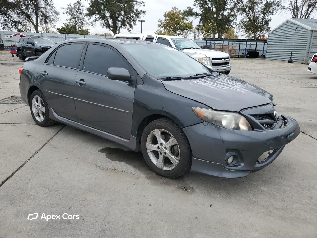 Toyota Corolla 2011