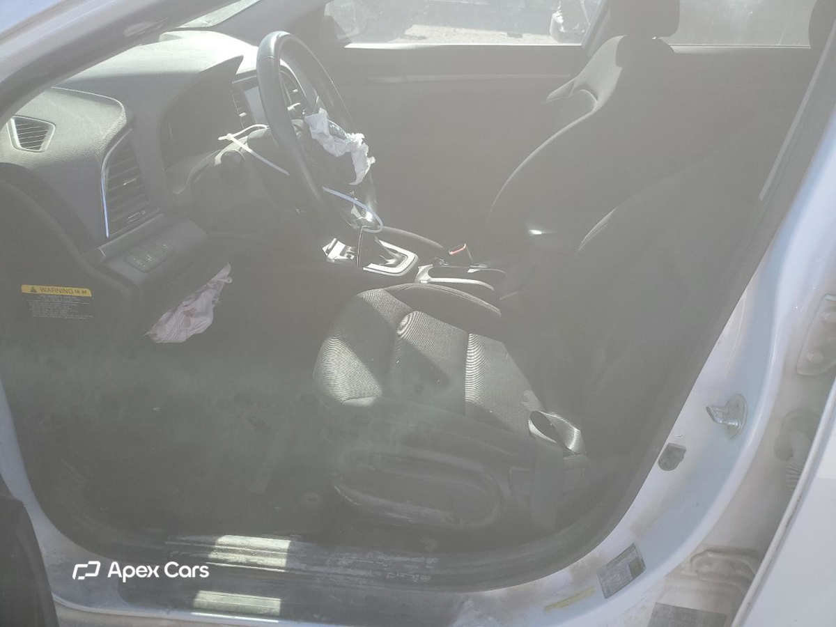 Hyundai Elantra 2018