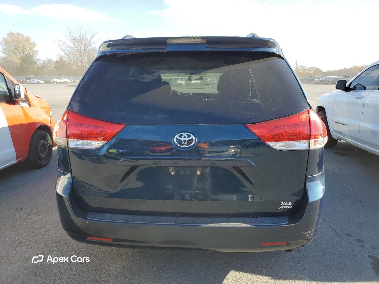 Toyota Sienna 2011