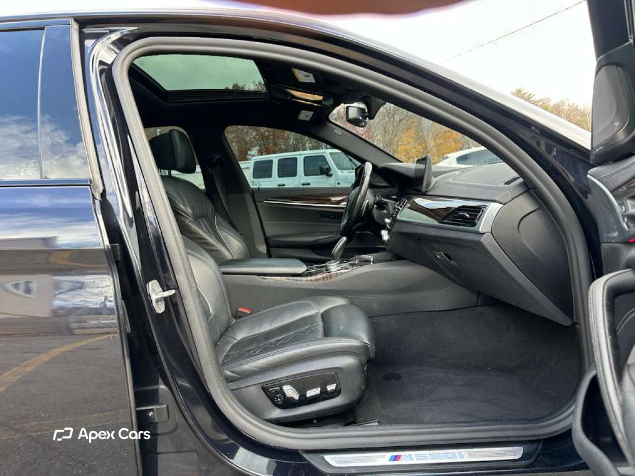 BMW M5 2022