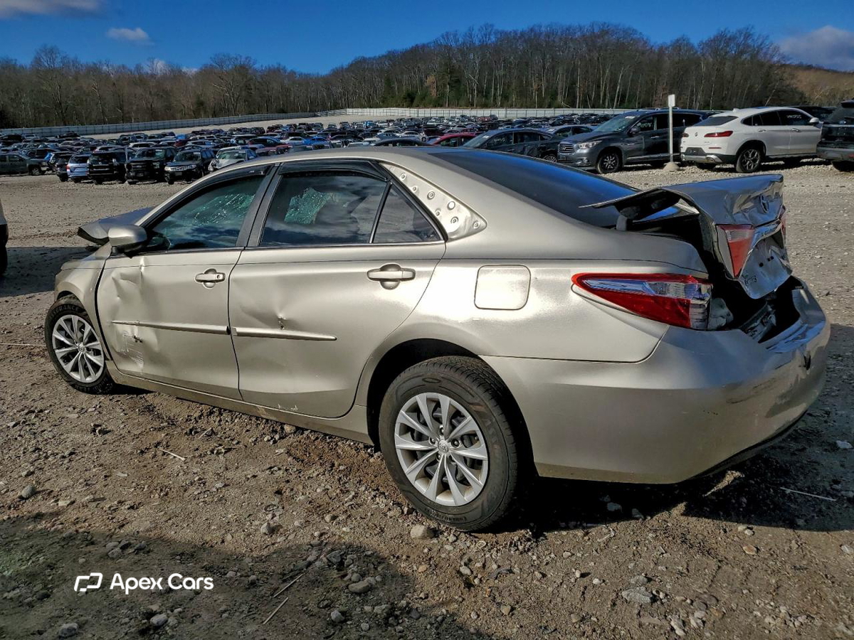 Toyota Camry 2016