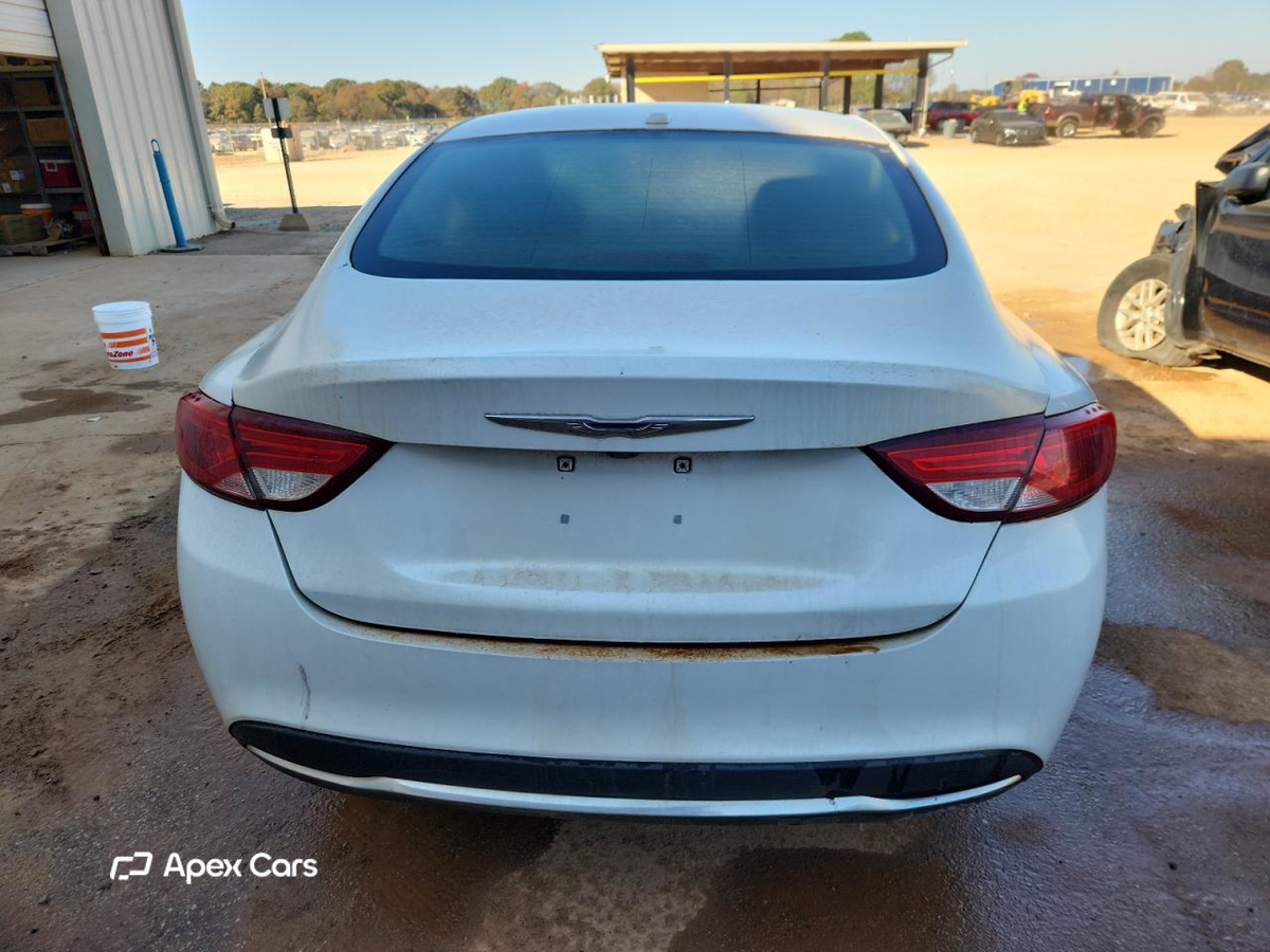 Chrysler 200 2015