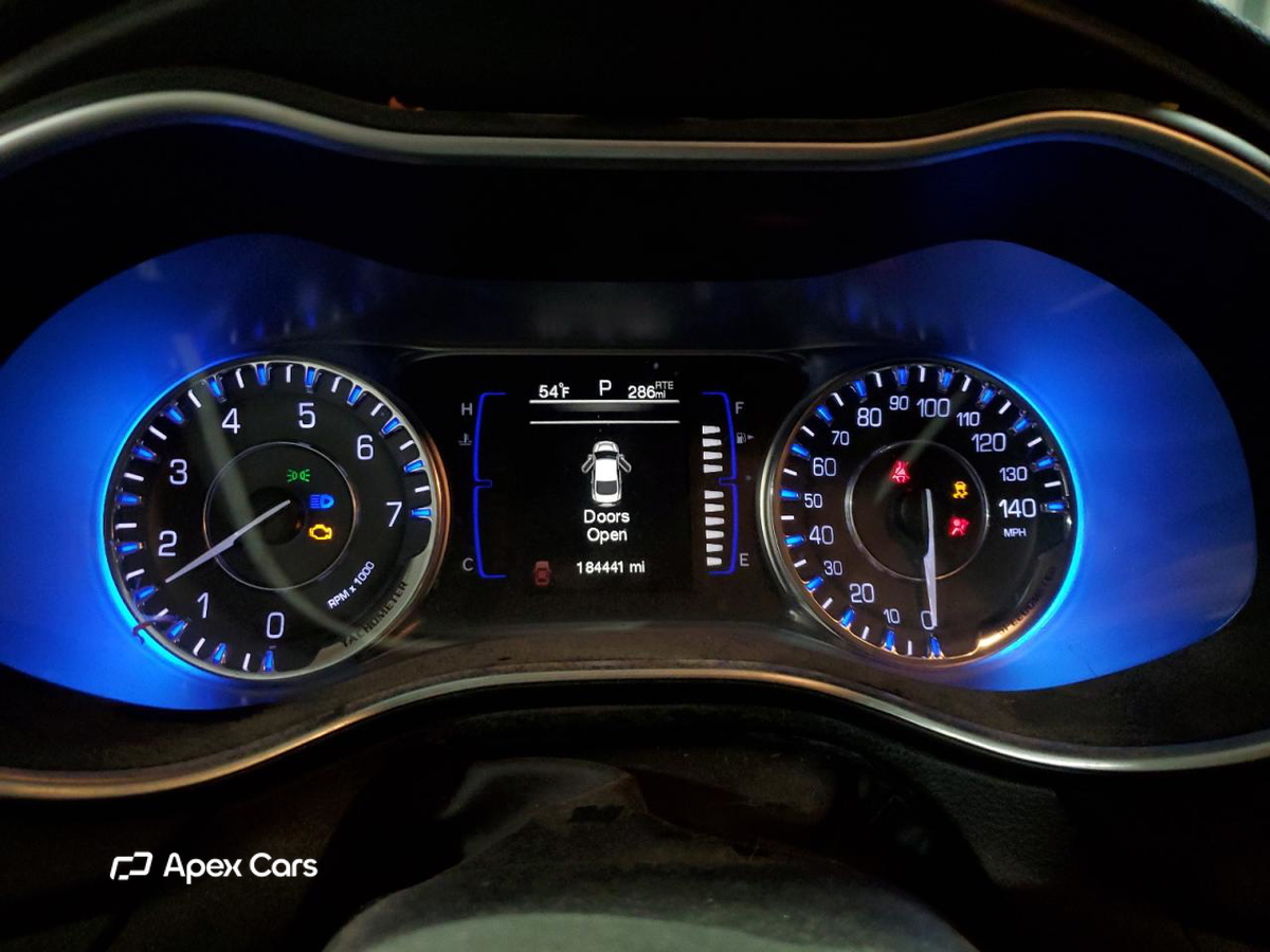 Chrysler 200 2015