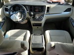 Toyota Sienna 2015