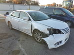 Toyota Avalon 2011