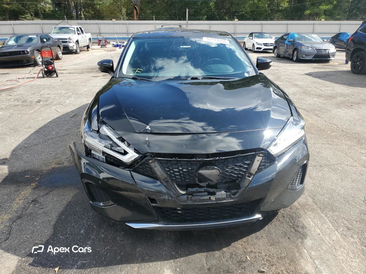 Nissan Maxima 2019
