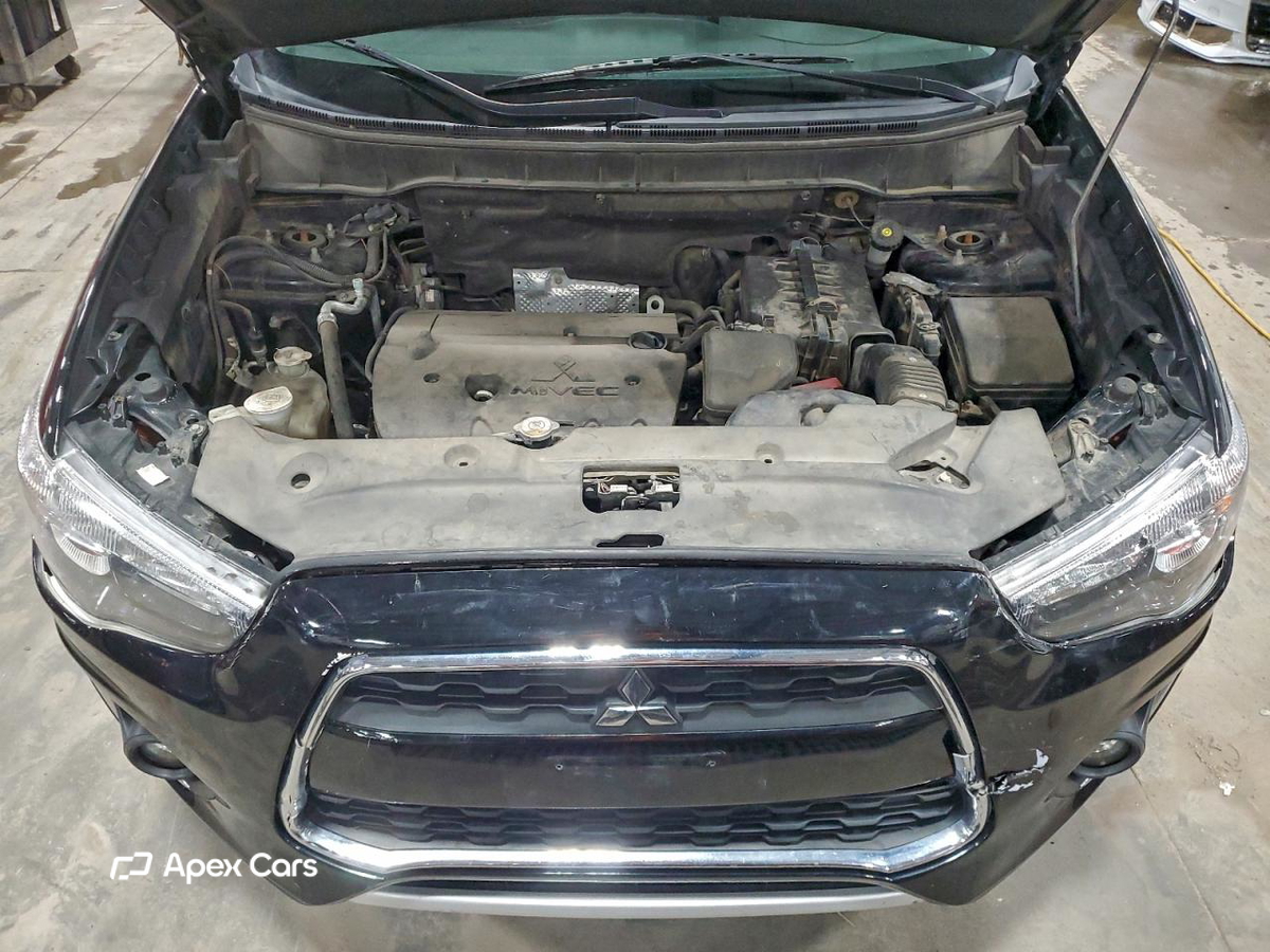 Mitsubishi Outlander 2015