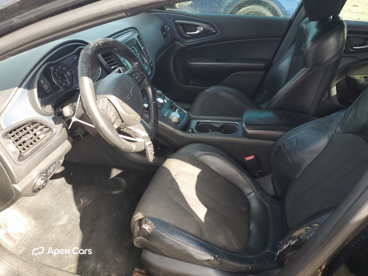Chrysler 200 2015