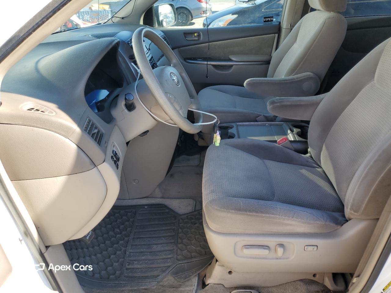Toyota Sienna 2010