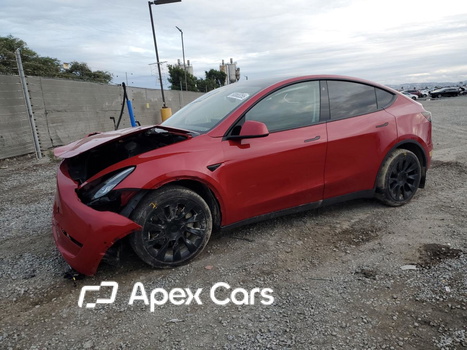 Tesla Model Y 2022 - Image 1 of 15
